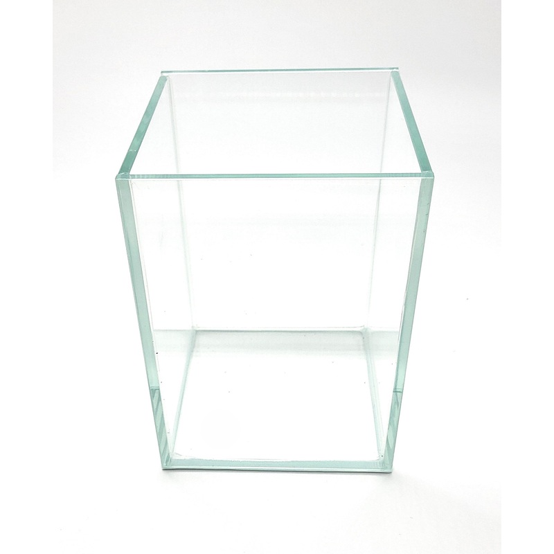 AP Cubed Series Rimless Aquarium 0.4 gallon