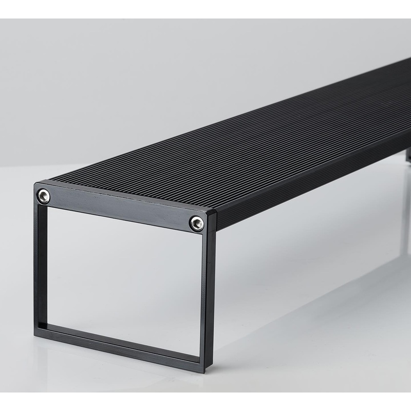 CHIHIROS LED WRGB2 SLIM (BLACK / 3MTH WARRANTY)