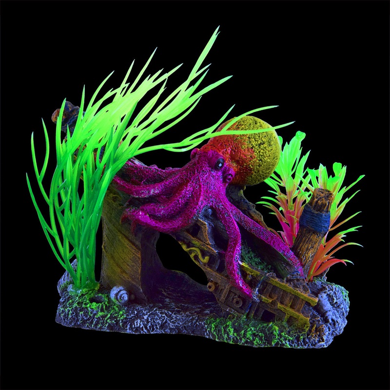 Underwater Treasures Glowing Octopus Wreck